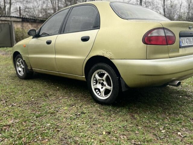 Желтый Дэу Сенс, объемом двигателя 1.5 л и пробегом 2 тыс. км за 1550 $, фото 3 на Automoto.ua