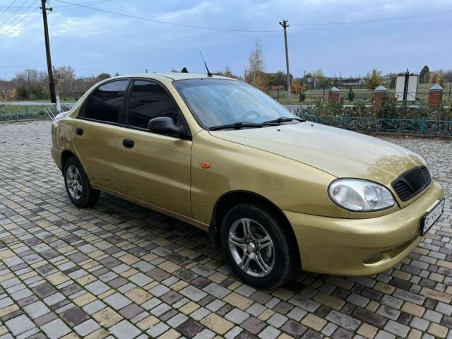 Жовтий Деу Сенс, об'ємом двигуна 1.5 л та пробігом 309 тис. км за 2000 $, фото 1 на Automoto.ua