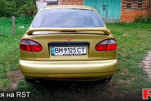 Желтый Дэу Сенс, объемом двигателя 1.4 л и пробегом 227 тыс. км за 1300 $, фото 2 на Automoto.ua