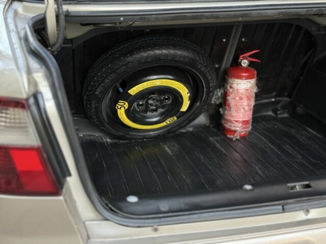 Желтый Дэу Сенс, объемом двигателя 1.6 л и пробегом 115 тыс. км за 2750 $, фото 18 на Automoto.ua