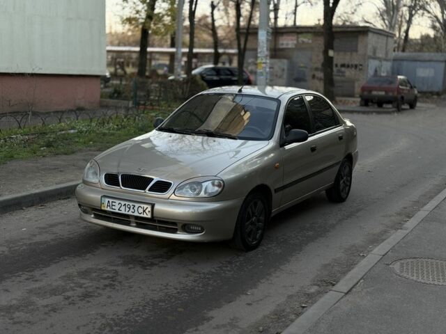 Желтый Дэу Сенс, объемом двигателя 1.6 л и пробегом 115 тыс. км за 2750 $, фото 4 на Automoto.ua