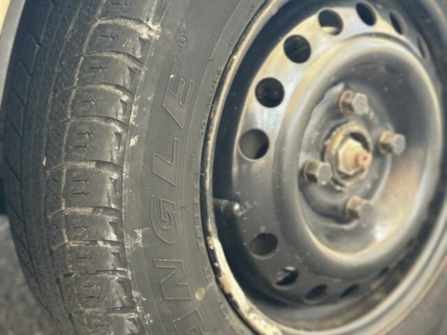 Желтый Дэу Сенс, объемом двигателя 1.5 л и пробегом 165 тыс. км за 1599 $, фото 9 на Automoto.ua