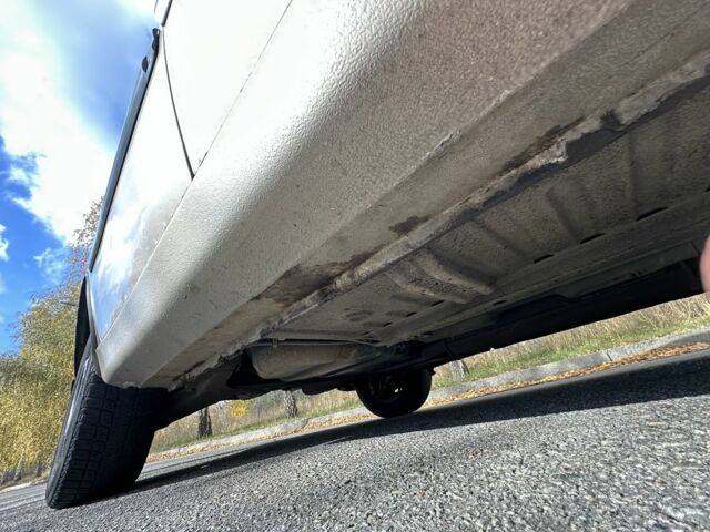 Желтый Дэу Сенс, объемом двигателя 1.5 л и пробегом 165 тыс. км за 1599 $, фото 10 на Automoto.ua