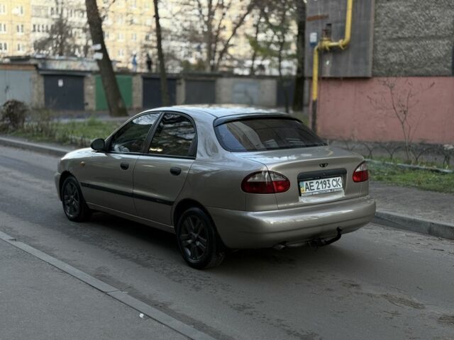 Желтый Дэу Сенс, объемом двигателя 1.6 л и пробегом 115 тыс. км за 2750 $, фото 8 на Automoto.ua