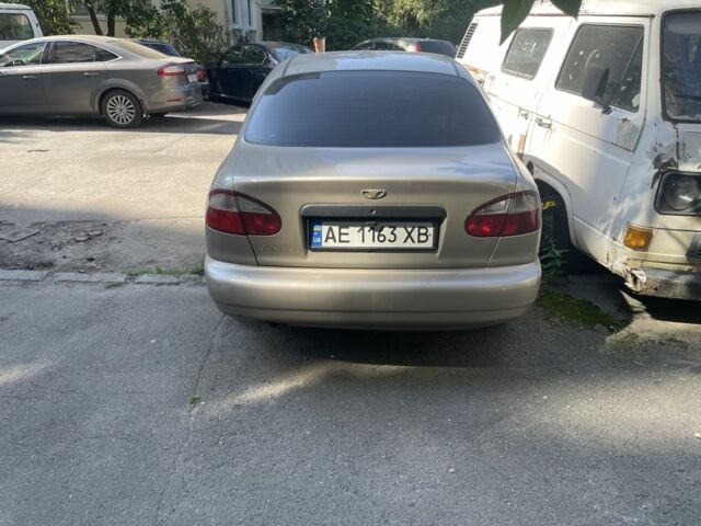 Желтый Дэу Сенс, объемом двигателя 1.5 л и пробегом 236 тыс. км за 2000 $, фото 7 на Automoto.ua