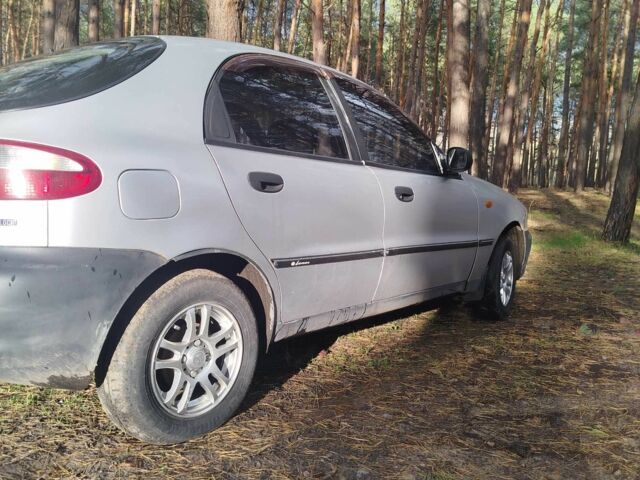Деу Сенс 1998 у Кропивницькому (Кіровограді) на Automoto.ua Сірий Деу Сенс, об'ємом двигуна 1.5 л та пробігом 380 тис. км за 1800 $, фото 2 на Automoto.ua