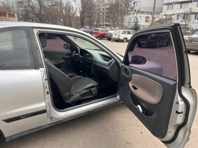 Серый Дэу Сенс, объемом двигателя 1.5 л и пробегом 300 тыс. км за 2500 $, фото 6 на Automoto.ua