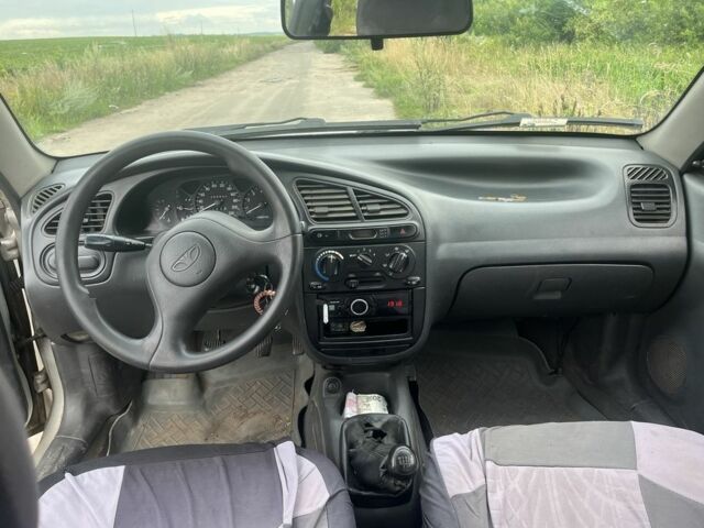 Серый Дэу Сенс, объемом двигателя 1.6 л и пробегом 333 тыс. км за 1200 $, фото 7 на Automoto.ua