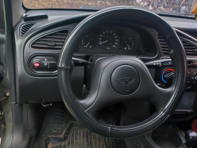 Сірий Деу Сенс, об'ємом двигуна 0 л та пробігом 200 тис. км за 1600 $, фото 3 на Automoto.ua