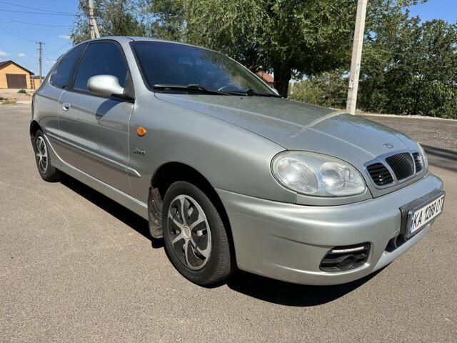 Дэу Сенс 2003 в Кривом Роге на Automoto.ua Серый Дэу Сенс, объемом двигателя 0 л и пробегом 180 тыс. км за 3150 $, фото 6 на Automoto.ua