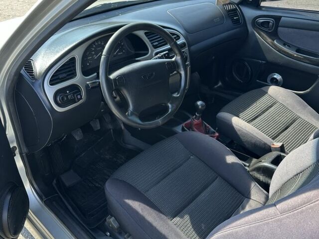 Серый Дэу Сенс, объемом двигателя 1.6 л и пробегом 159 тыс. км за 2700 $, фото 7 на Automoto.ua