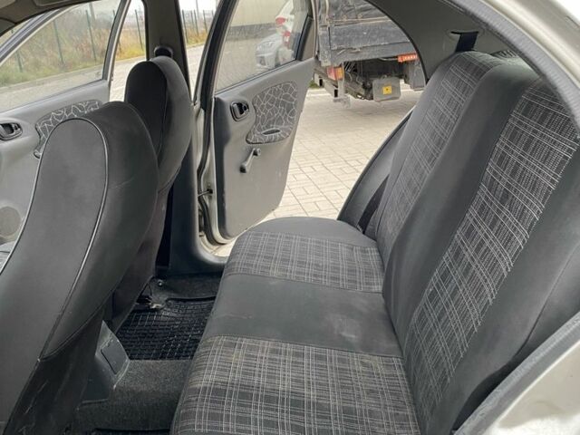 Сірий Деу Сенс, об'ємом двигуна 1.5 л та пробігом 178 тис. км за 2500 $, фото 15 на Automoto.ua