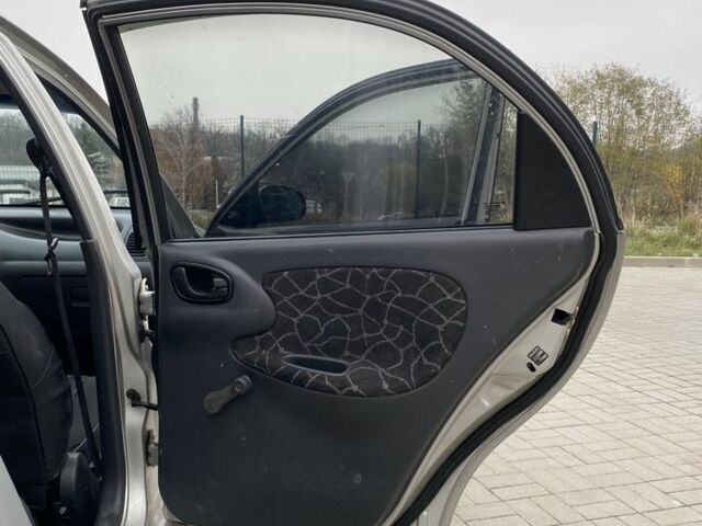 Сірий Деу Сенс, об'ємом двигуна 1.5 л та пробігом 178 тис. км за 2500 $, фото 10 на Automoto.ua