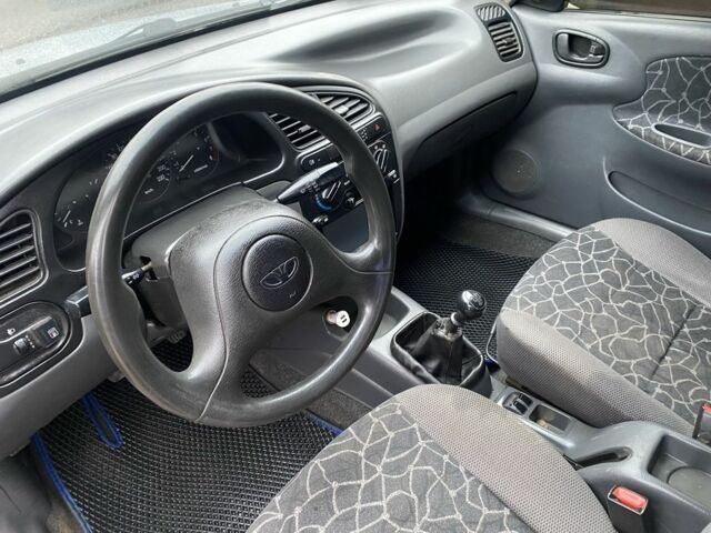 Серый Дэу Сенс, объемом двигателя 1.5 л и пробегом 275 тыс. км за 2699 $, фото 5 на Automoto.ua