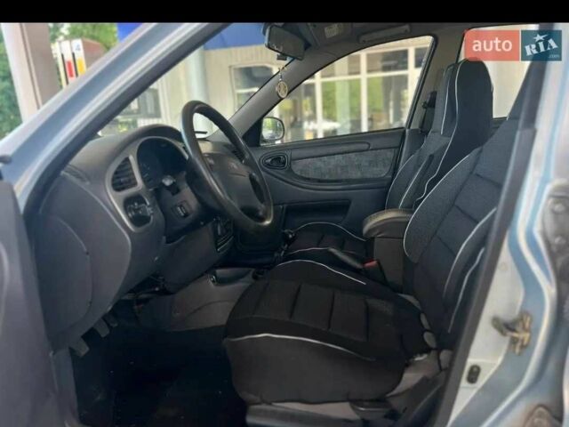 Сірий Деу Сенс, об'ємом двигуна 1.6 л та пробігом 170 тис. км за 3200 $, фото 4 на Automoto.ua