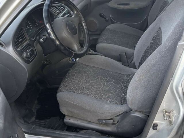 Серый Дэу Сенс, объемом двигателя 1.3 л и пробегом 150 тыс. км за 1500 $, фото 3 на Automoto.ua