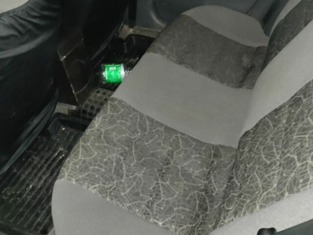 Сірий Деу Сенс, об'ємом двигуна 1.3 л та пробігом 256 тис. км за 908 $, фото 3 на Automoto.ua