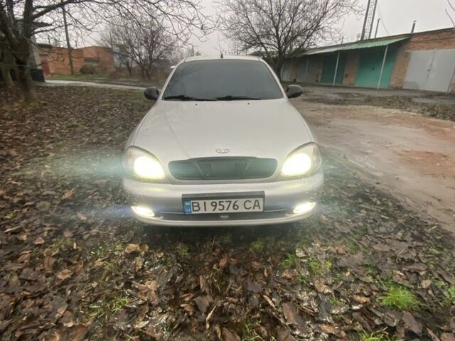 Серый Дэу Сенс, объемом двигателя 1.5 л и пробегом 3 тыс. км за 2400 $, фото 1 на Automoto.ua