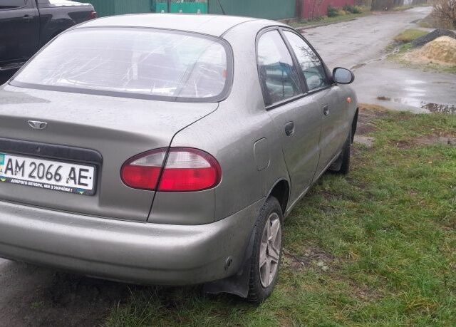 Серый Дэу Сенс, объемом двигателя 1.5 л и пробегом 125 тыс. км за 1650 $, фото 3 на Automoto.ua