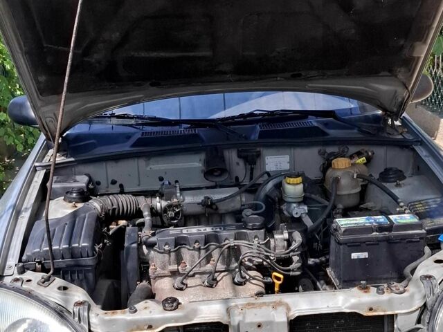 Сірий Деу Сенс, об'ємом двигуна 1.5 л та пробігом 220 тис. км за 1800 $, фото 5 на Automoto.ua