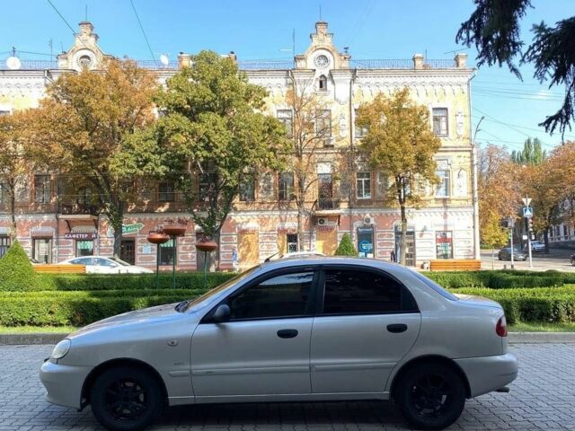 Сірий Деу Сенс, об'ємом двигуна 1.6 л та пробігом 240 тис. км за 2350 $, фото 1 на Automoto.ua