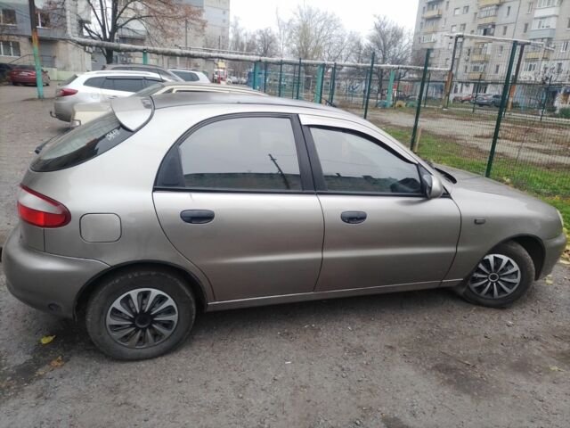 Серый Дэу Сенс, объемом двигателя 1.5 л и пробегом 240 тыс. км за 2000 $, фото 4 на Automoto.ua