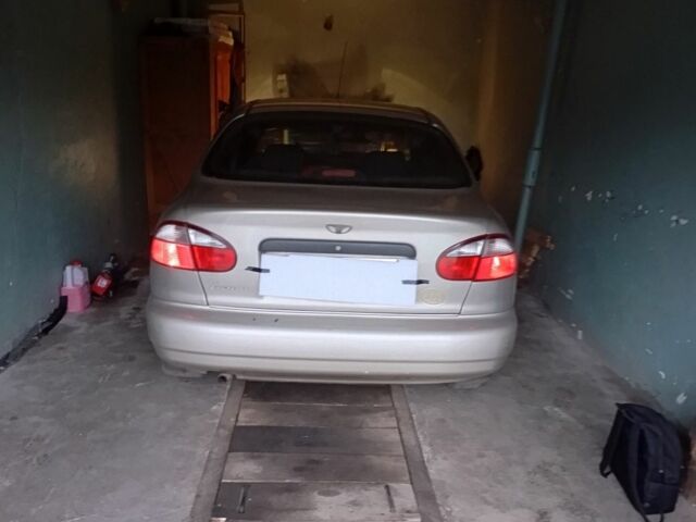 Серый Дэу Сенс, объемом двигателя 1.5 л и пробегом 206 тыс. км за 2400 $, фото 3 на Automoto.ua