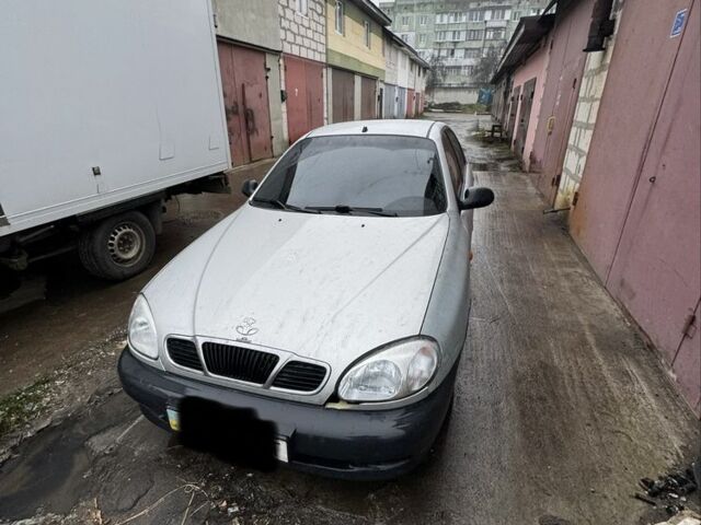 Серый Дэу Сенс, объемом двигателя 1.5 л и пробегом 190 тыс. км за 2000 $, фото 1 на Automoto.ua