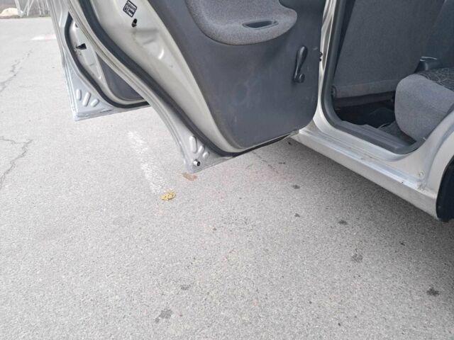 Серый Дэу Сенс, объемом двигателя 1.5 л и пробегом 188 тыс. км за 2200 $, фото 13 на Automoto.ua