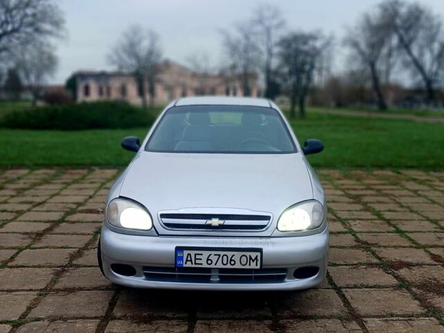 Серый Дэу Сенс, объемом двигателя 1.5 л и пробегом 200 тыс. км за 2000 $, фото 1 на Automoto.ua