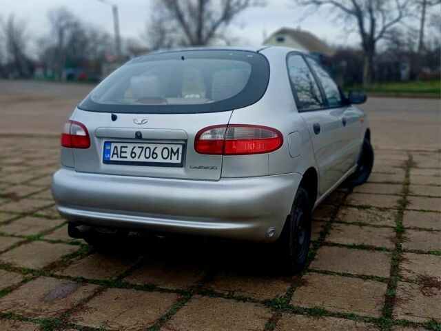 Серый Дэу Сенс, объемом двигателя 1.5 л и пробегом 200 тыс. км за 2000 $, фото 4 на Automoto.ua