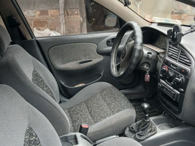 Сірий Деу Сенс, об'ємом двигуна 1.5 л та пробігом 248 тис. км за 1800 $, фото 5 на Automoto.ua