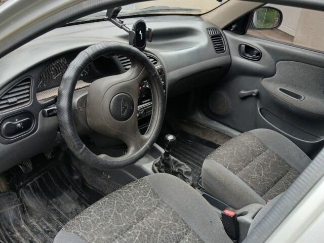 Сірий Деу Сенс, об'ємом двигуна 1.5 л та пробігом 248 тис. км за 1800 $, фото 6 на Automoto.ua