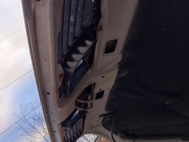 Серый Дэу Сенс, объемом двигателя 1.5 л и пробегом 130 тыс. км за 3300 $, фото 10 на Automoto.ua