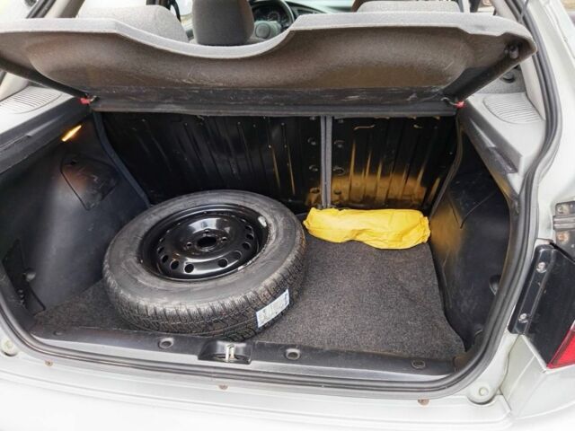 Серый Дэу Сенс, объемом двигателя 1.5 л и пробегом 130 тыс. км за 3300 $, фото 8 на Automoto.ua