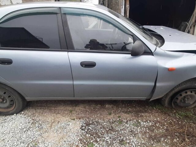 Серый Дэу Сенс, объемом двигателя 1.6 л и пробегом 240 тыс. км за 947 $, фото 1 на Automoto.ua