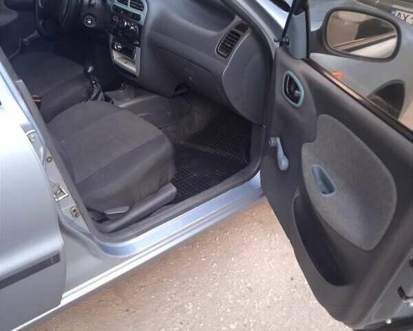 Сірий Деу Сенс, об'ємом двигуна 1.3 л та пробігом 75 тис. км за 3300 $, фото 3 на Automoto.ua