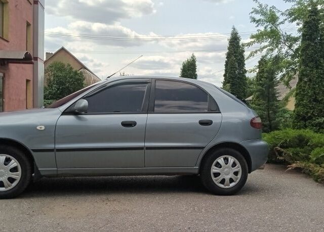 Сірий Деу Сенс, об'ємом двигуна 1.3 л та пробігом 140 тис. км за 3499 $, фото 2 на Automoto.ua