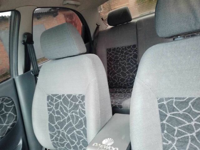 Серый Дэу Сенс, объемом двигателя 1.5 л и пробегом 300 тыс. км за 2309 $, фото 2 на Automoto.ua