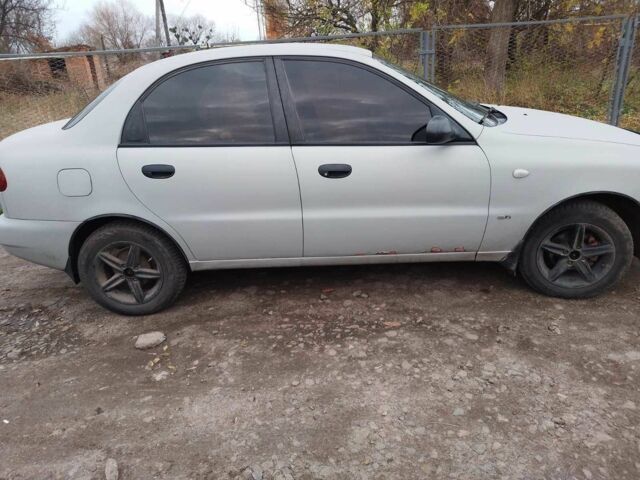 Серый Дэу Сенс, объемом двигателя 1.5 л и пробегом 300 тыс. км за 2309 $, фото 4 на Automoto.ua