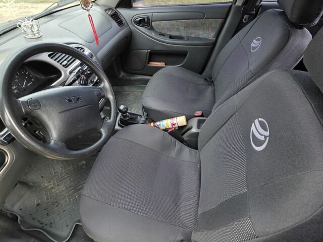 Деу Сенс 2005 у Олевске на Automoto.ua Сірий Деу Сенс, об'ємом двигуна 0 л та пробігом 194 тис. км за 2500 $, фото 4 на Automoto.ua