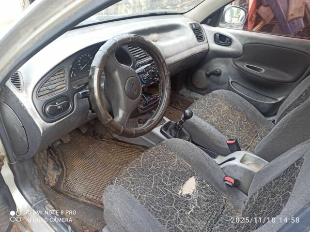 Сірий Деу Сенс, об'ємом двигуна 1.4 л та пробігом 200 тис. км за 450 $, фото 1 на Automoto.ua