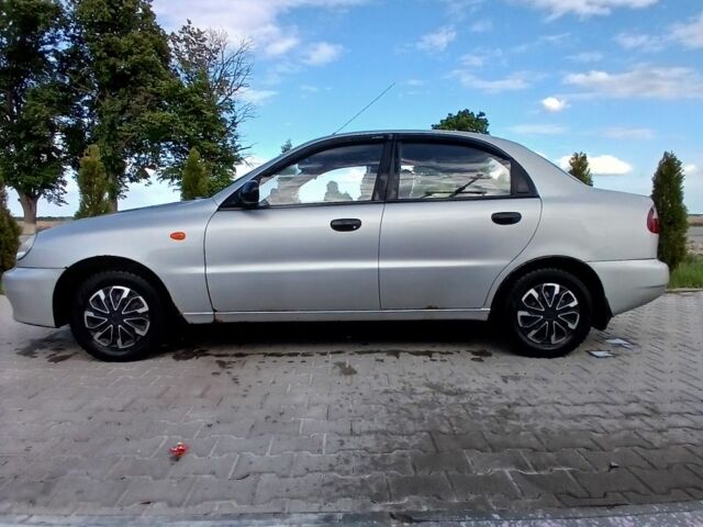 Серый Дэу Сенс, объемом двигателя 1.5 л и пробегом 1 тыс. км за 2200 $, фото 5 на Automoto.ua