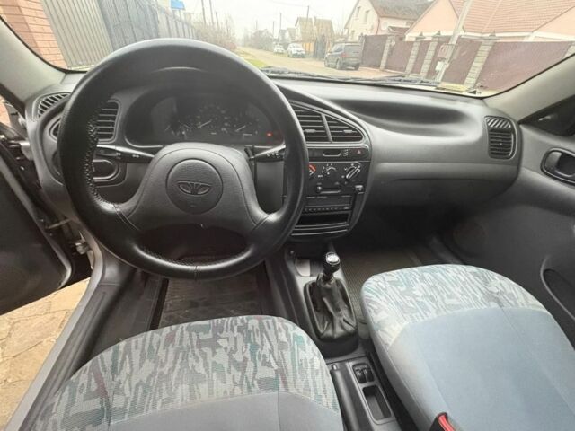 Серый Дэу Сенс, объемом двигателя 1.5 л и пробегом 308 тыс. км за 2300 $, фото 4 на Automoto.ua