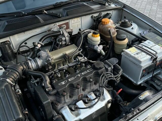 Серый Дэу Сенс, объемом двигателя 1.5 л и пробегом 290 тыс. км за 2750 $, фото 8 на Automoto.ua