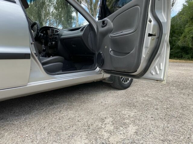 Сірий Деу Сенс, об'ємом двигуна 1.5 л та пробігом 150 тис. км за 2850 $, фото 9 на Automoto.ua