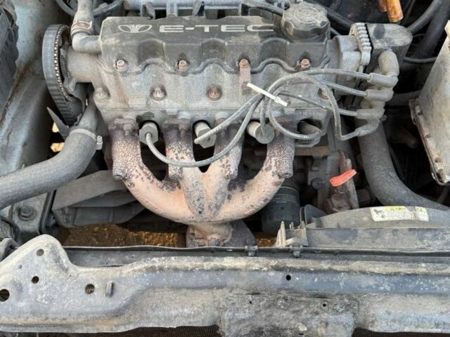 Серый Дэу Сенс, объемом двигателя 1.5 л и пробегом 232 тыс. км за 1112 $, фото 4 на Automoto.ua