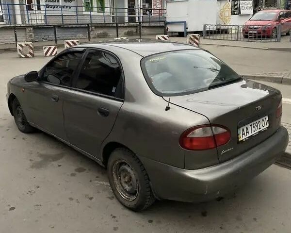 Серый Дэу Сенс, объемом двигателя 1.5 л и пробегом 300 тыс. км за 550 $, фото 4 на Automoto.ua