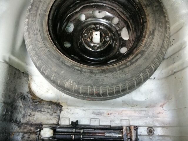 Серый Дэу Сенс, объемом двигателя 1.6 л и пробегом 263 тыс. км за 2200 $, фото 16 на Automoto.ua