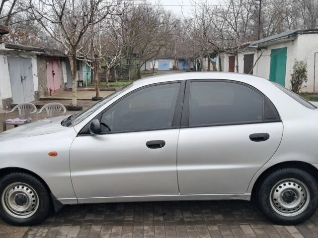 Сірий Деу Сенс, об'ємом двигуна 1.5 л та пробігом 295 тис. км за 2300 $, фото 4 на Automoto.ua